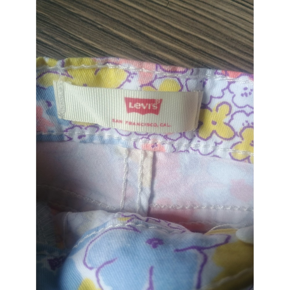 Levis Baby Girls 2-Piece Set Peach Graphic Tie Front Shirt Floral Shorts 3M NEW - Picture 8 of 8